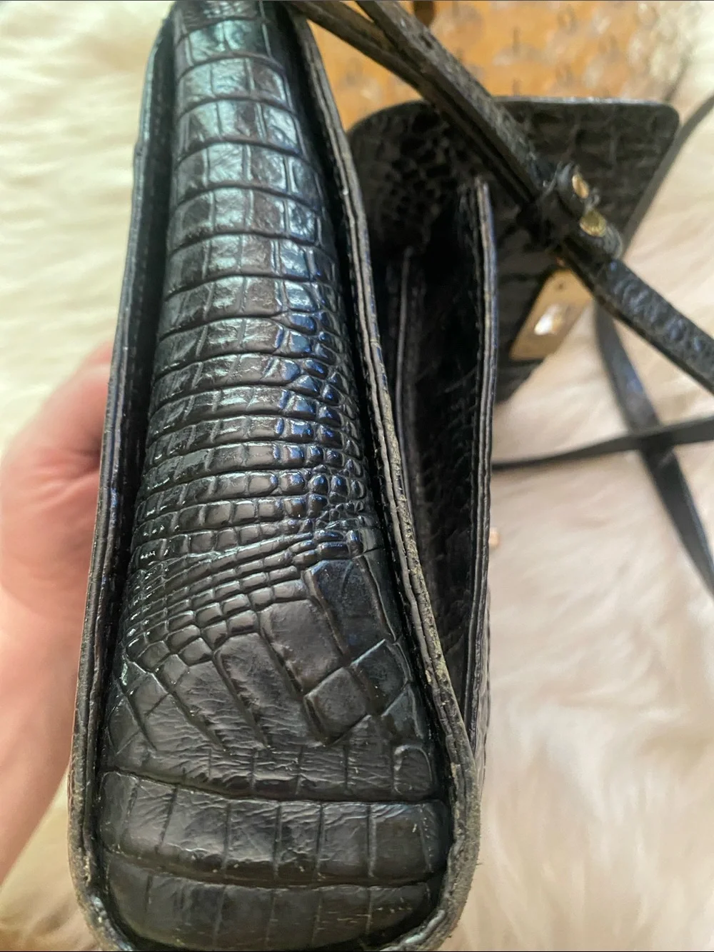 Brahmin - vintage Black Croc-Embossed Leather Crossbody with Tassel